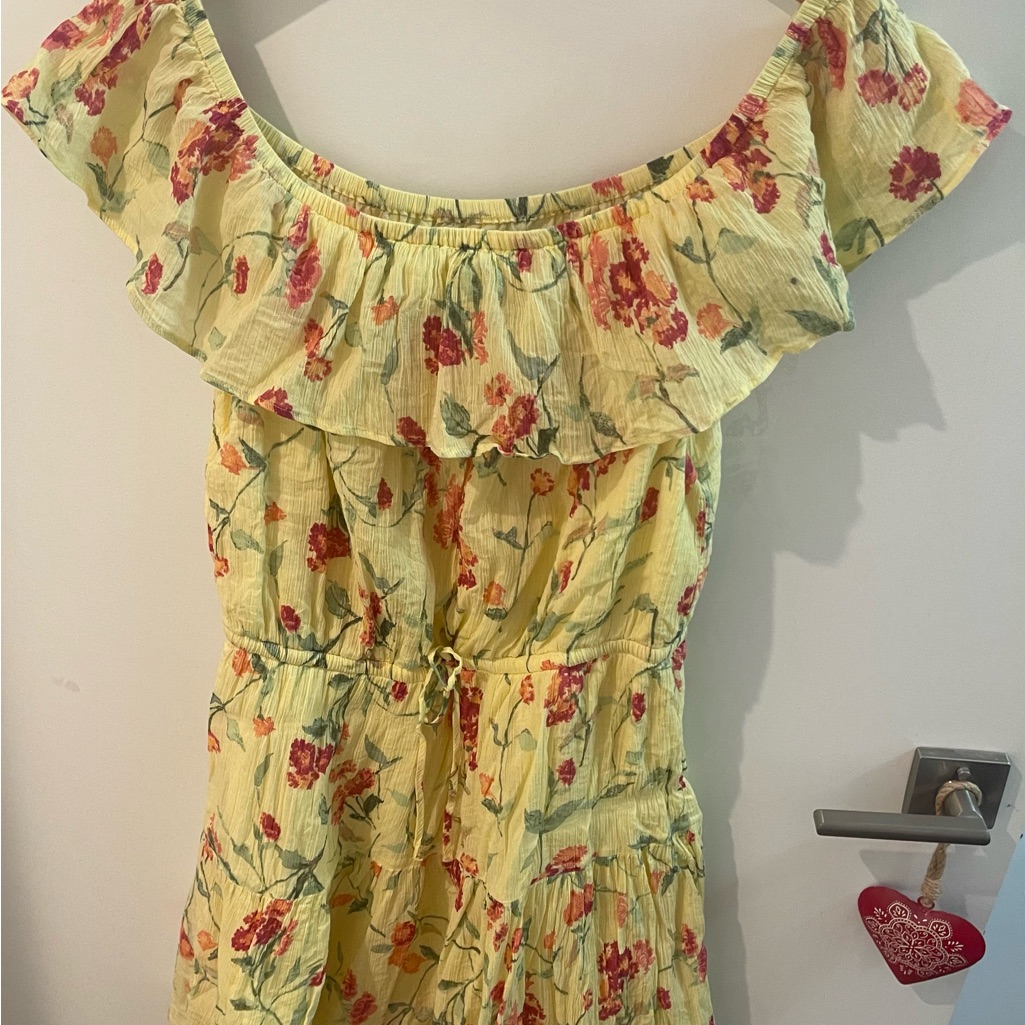 Yellow Flower Dress, Can Be Worn Off The Shoulders